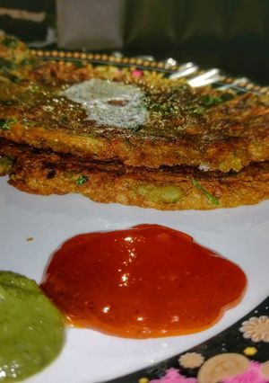 A picture of Moong dal chilla.