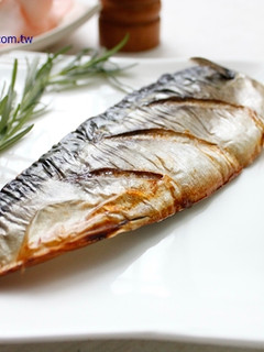 烤挪威薄鹽鯖魚片~情人節日式料理套餐 的食譜成品照片