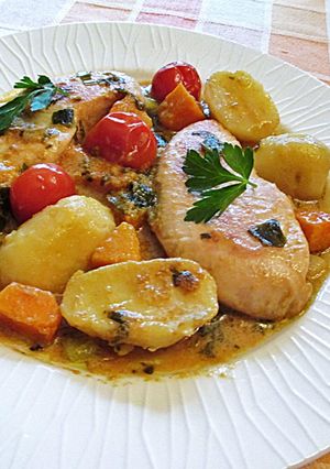 Foto principal de Pechuga de pavo con hortalizas en salsa a la mostaza