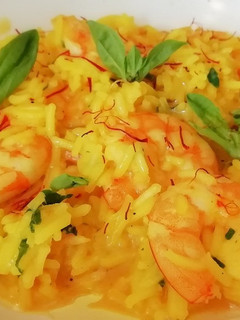 Una foto de Arroz al azafrán