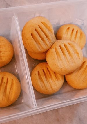 A picture of Easy Homemade Butter Cookies.