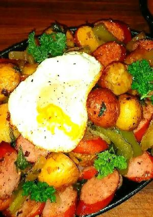 A picture of Mike's Sizzling Sausage Egg & Potato Breakfast Skillets.