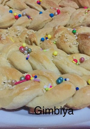 A picture of Braided Bread.