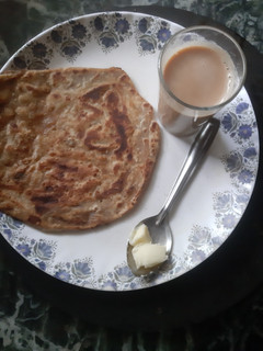 अचारी परांठा (achari paratha recipe in Hindi) रेसिपी मुख्य फोटो