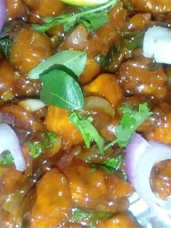மஷ்ரூம் மஞ்சூரியன் (Mushroom Manchurian recipe in tamil) செய்முறை முக்கிய புகைப்படம்