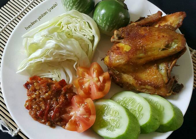 Resep #148 Ayam goreng bumbu kuning oleh Bundane Pinkan ...