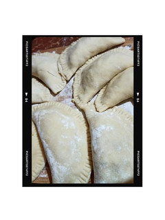 Una foto de Masa para empanada casera
