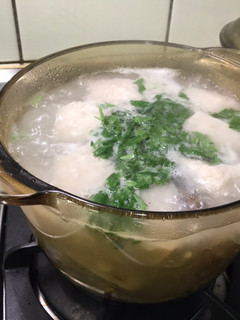 蒜香蛤蜊排骨芋頭湯 的食譜成品照片