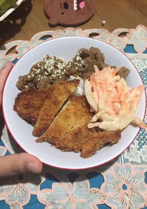 Foto resep Gyudon with Katsu and Coleslaw