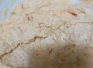 Una foto de Pasta de pollo morrón mayo (para hamburguesas)😋🍔