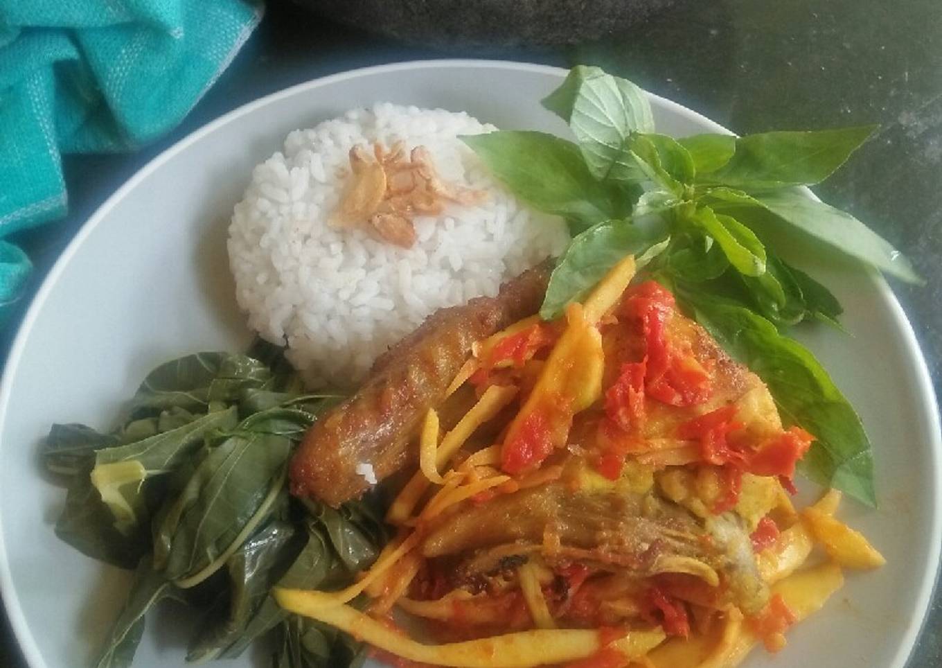 Ayam goreng balut sambal mangga