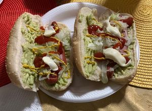 Una foto de Hot dogs (Perros calientes) (Dificultad: Fácil😊¼)