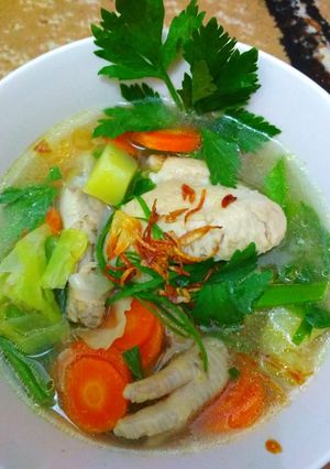 Foto resep Sop Sayap dan Ceker Ayam segar