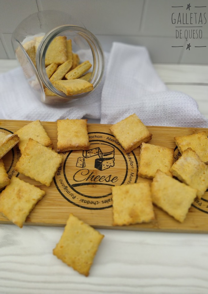 Una foto de Galletas de queso 🧀