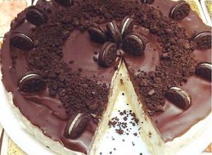 Foto principal de Tarta fría de Oreo / Cheesecake Oreo sin horno y sin gelatina