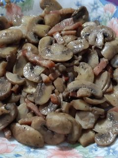 Una foto de Champiñones con bacon