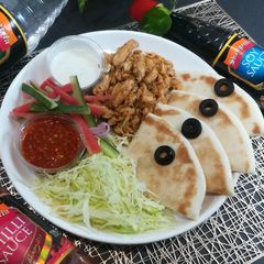 A picture of Street Style Chicken Shawarma.