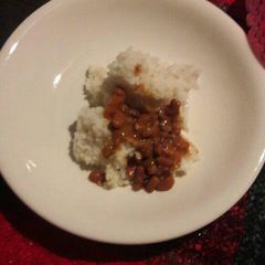 A picture of Brown beans cooked simple.
