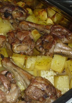Kacsaszárnytő vele sült krumplival recept fotója