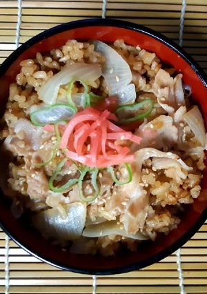 รูปของ ข้าวหน้าหมูแบบหุง