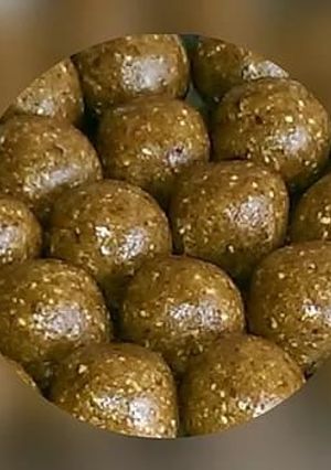 પ્રોટીન બોલ્સ(protin balls recipe in Gujarati) રેસીપી મુખ્ય ફોટો