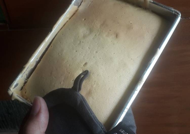 Langkah Mudah untuk Membuat Bolu oven vanilla Anti Gagal