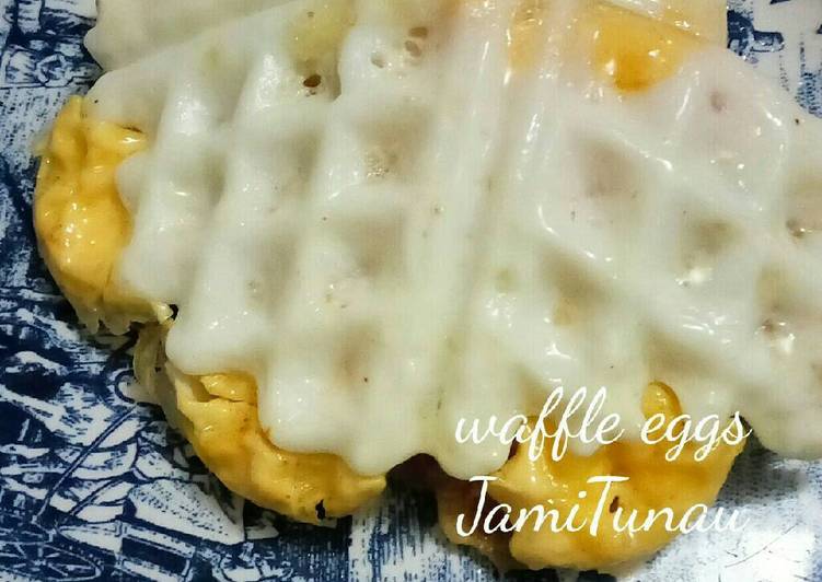 Easiest Way to Make Speedy Waffled eggs