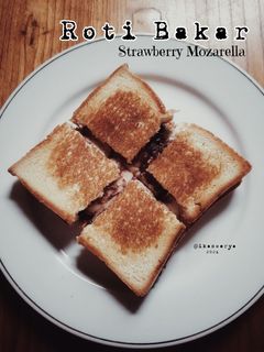 Dengizdagi shaxsiy yalangoch fotosuratimiz