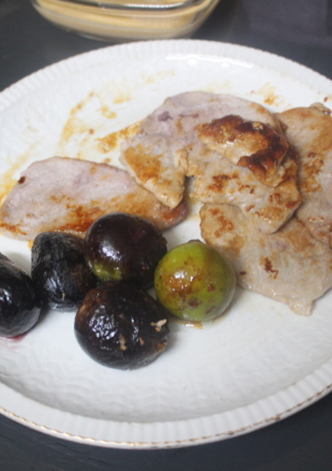 Una foto de Lomo a la plancha con higos congelados