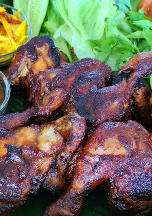 A picture of Grilled Chicken (Ayam Panggang Wong Solo).