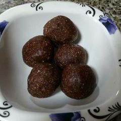 Choco Almond Balls A picture of Choco Almond Balls.