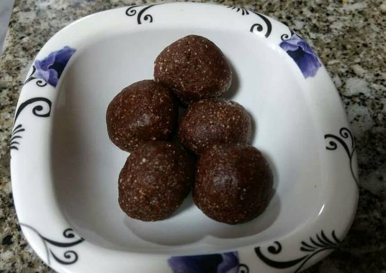 Choco Almond Balls