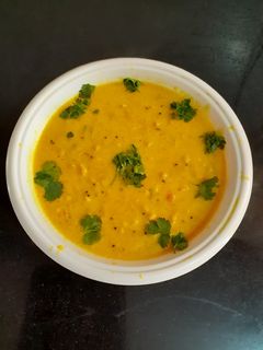 સેવ વાળી કઢી (Sev Kadhi Recipe In Gujarati) રેસીપી મુખ્ય ફોટો