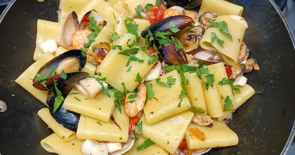 Paccheri Ai Frutti Di Mare Recipe by Miss Fluffy's Cooking (Angie's ...