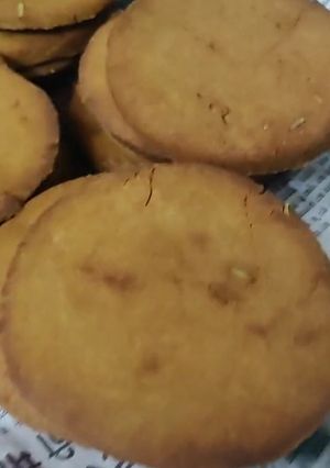 A picture of Mithi puri (chitori).