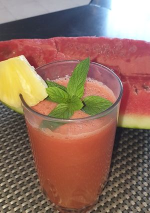 A picture of Fresh watermelonjuice#15minsor lesscooking.