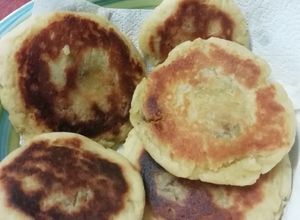Una foto de Tortilla de papa chilota
