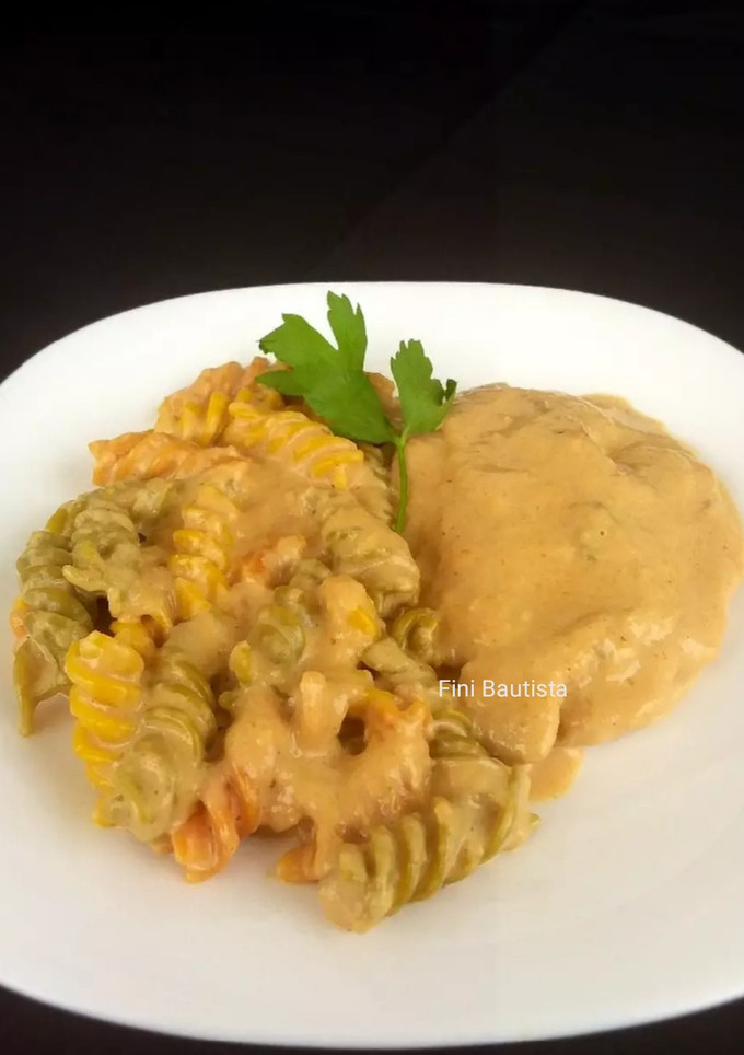 Una foto de Espirales con lomo al Pepe (pasta)