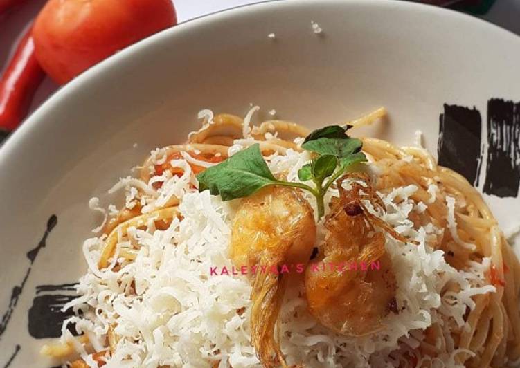 Spaghetti Udang Saos Tomat