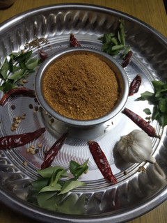 ரசப்பொடி (Rasa podi recipe in tamil) செய்முறை முக்கிய புகைப்படம்