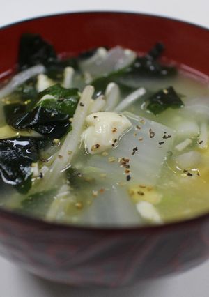 A picture of Korean soup.