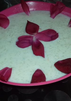 A picture of Rice kheer.