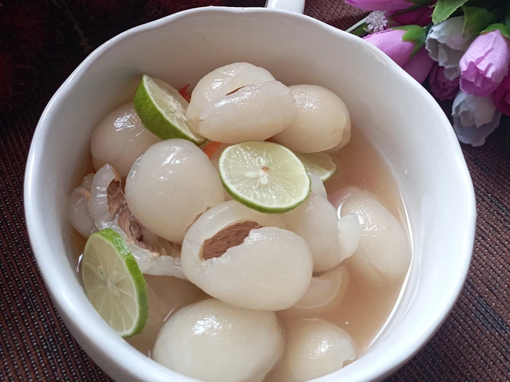 Easy Steps Make Recipes Asinan Rambutan the Can Spoil the Tongue Really Delicious.