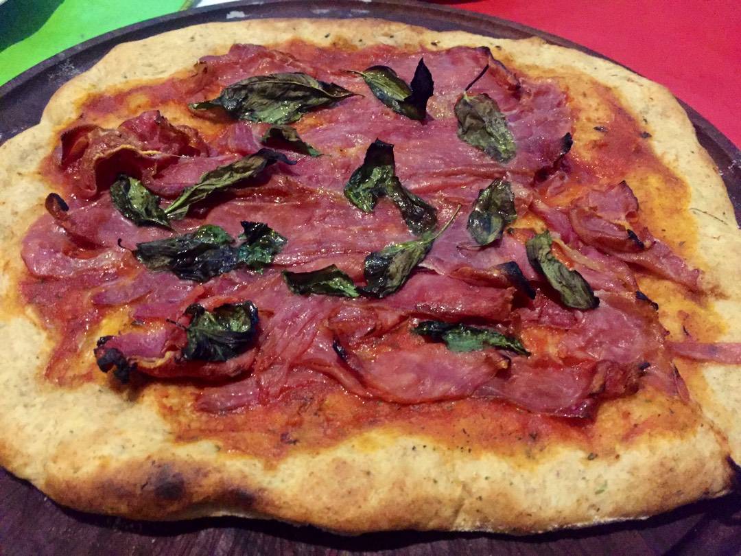 Pizza con albahaca  recetas caseras- Cookpad