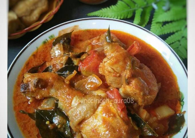 Resep Kare Ayam Bumbu Simpel Oleh Bundaindah Aura08 Cookpad