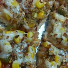 A picture of Cheesy pizza.