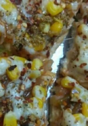 A picture of Cheesy pizza.