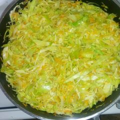 A picture of Steamed cabbage.