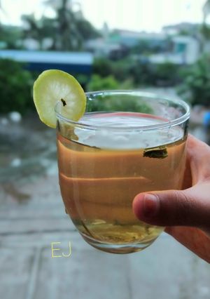 গ্ৰীন টি লেমোনেড রেসিপির প্রধান ছবি