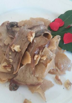 Foto di Maltagliati alle zucca con noci e funghi
